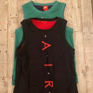 2 boys Nike tank tops medium